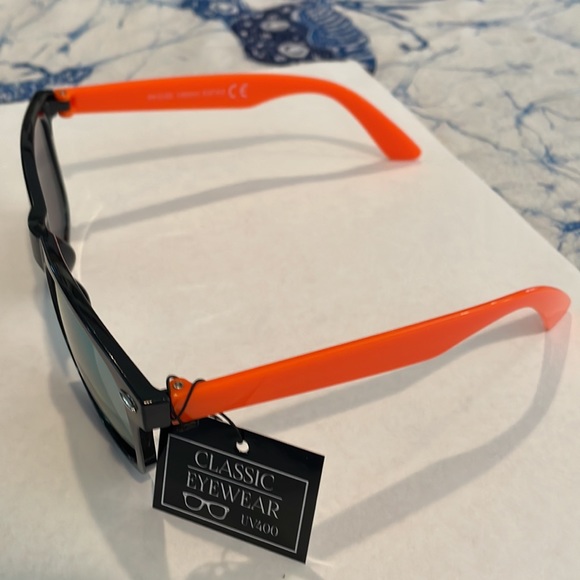 NWT Orange/Black Mirrored Square Sunglasses. - Picture 2 of 7